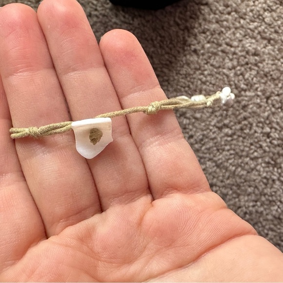 Poocha Shell Beaded Necklace - Picture 6 of 6